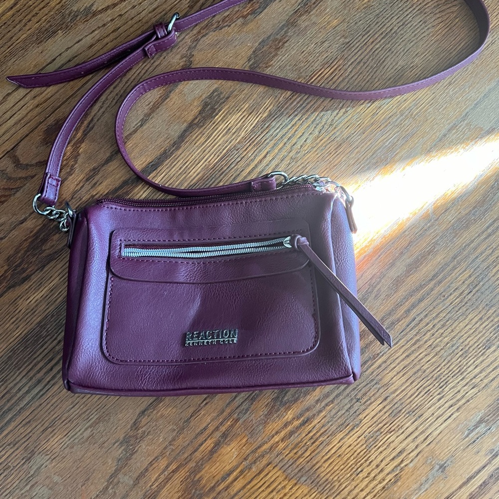 Kenneth Cole Reaction Maroon/Wine Colored Crossbody Bag